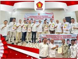 Gerindra Serahkan Surat Rekomendasi Kepada Enam Pasang Bacalon Bupati di Sultra