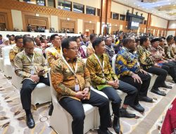 Bersama Ketua DPRD, Pj Bupati Bantaeng  Hadiri penyerahan LHP LKPP 2023