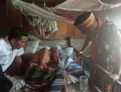 Calon Bupati Manggarai Timur, Siprianus Habur, Kunjungi Pasien Asma di Kampung Wae Paci