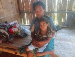 Perjuangan Tanpa Batas: Berta dan Nisalia yang Lumpuh, Bertahan di Tengah Keterbatasan Hidup