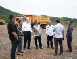 Investor Asal Dubai Tinjau Lokasi Proyek Energi Terbarukan di Luwu Timur