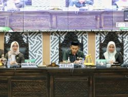 Dukung Ranperda Perubahan APBD 2025, Wabup Puspawati Nilai DPRD Kompak Jaga Arah Pembangunan