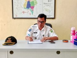 Camat Tomoni Timur Tekankan Disiplin ASN Lewat Laporan Kegiatan Harian