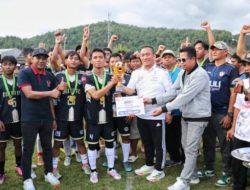 Drama Adu Penalti Antar Balantang FC vs Lakawali Pantai FC, Lakawali Angkat Trofi HUT ke-80 RI