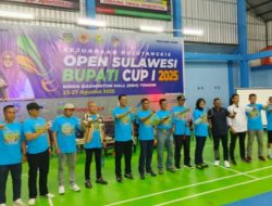 Kejuaraan Bulutangkis Se-Sulawesi “Bupati Cup I 2025” Resmi Dibuka di Tomoni