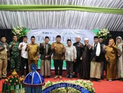 Hadiri Tabligh Akbar Maulid Nabi di Towuti, Bupati Irwan Salurkan Bantuan untuk Ponpes dan Masjid