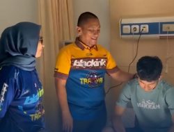 Bupati Irwan dan Istri Jenguk Badly Ayatullah di RSUD NTB, Doakan Lekas Pulih dan Kembali Balapan