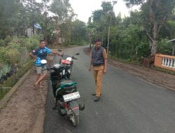 Di Tengah Debu dan Hujan, Kades Asrul Sani Tak Henti Menginspirasi Warga Mengawal Pengerjaan Jalan