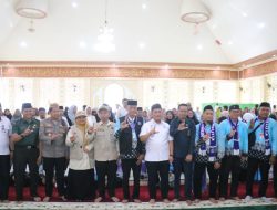 Penuh Haru dan Doa, Bupati Luwu Timur Lepas 28 Calon Jamaah Haji Menuju Tanah Suci