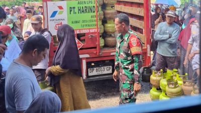Pemda Luwu Timur Fasilitasi Penyaluran 560 Tabung LPG 3 Kg di Desa Baruga, Bantu Warga Hadapi Kelangkaan Gas