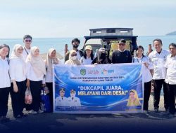841 Dokumen Kependudukan Terbit dari Layanan Jemput Bola Dukcapil Lutim di Seberang Danau