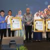 Kartu Lutim Pintar dan Lutim Lansia Antar Irwan Bachri Syam Raih PWI Sulsel Awards 2026